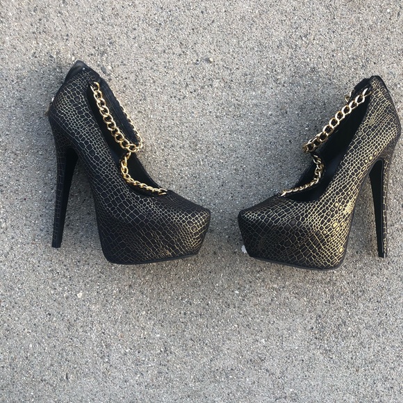 Shoes Black And Gold Shoes Poshmark